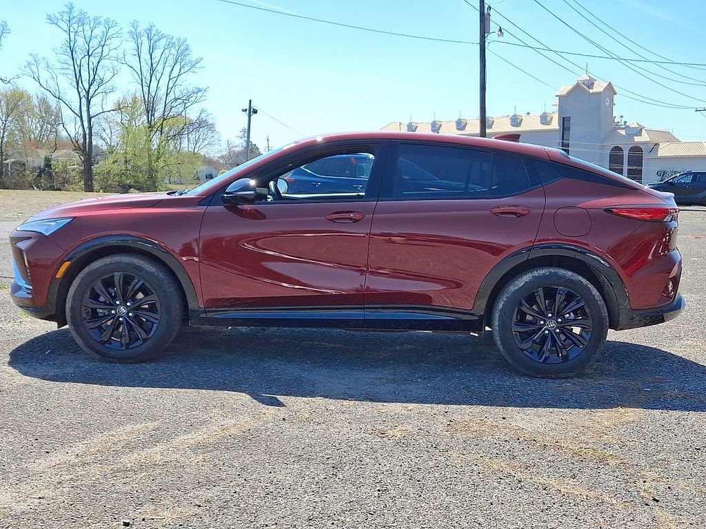 Used 2024 Buick Envista Sport Touring w/ Convenience I Package image 4