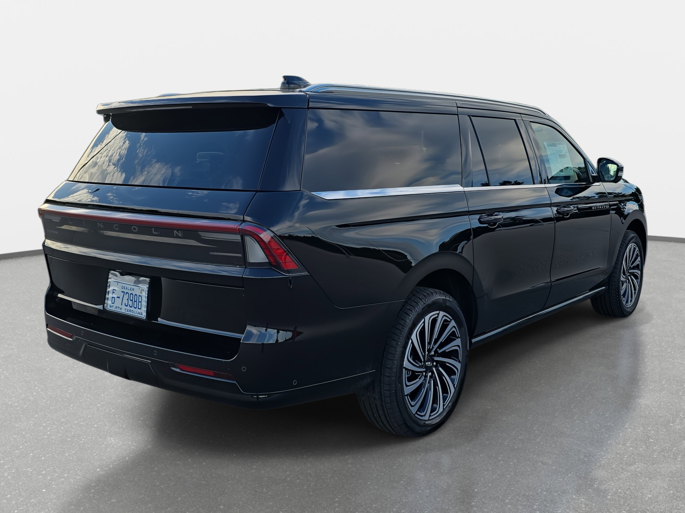 New 2025 Lincoln Navigator L Black Label image 5