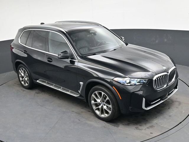 Used 2024 BMW X5 xDrive40i w/ Premium Package image 22