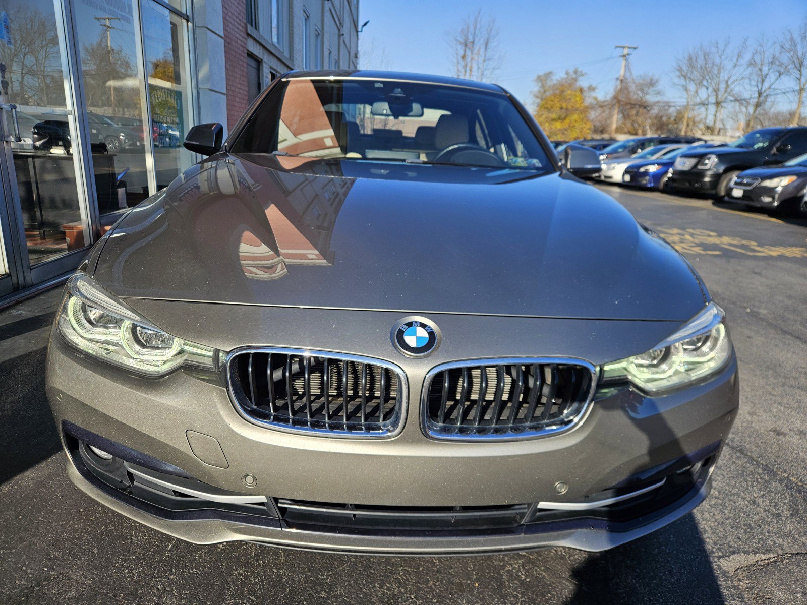 Used 2018 BMW 330i xDrive Sedan w/ Premium Package AWD/4WD image 8