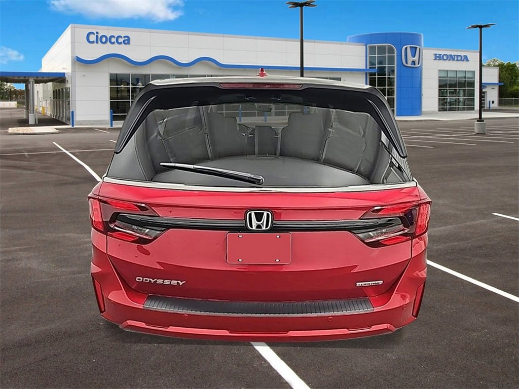 New 2026 Honda Odyssey Touring image 3