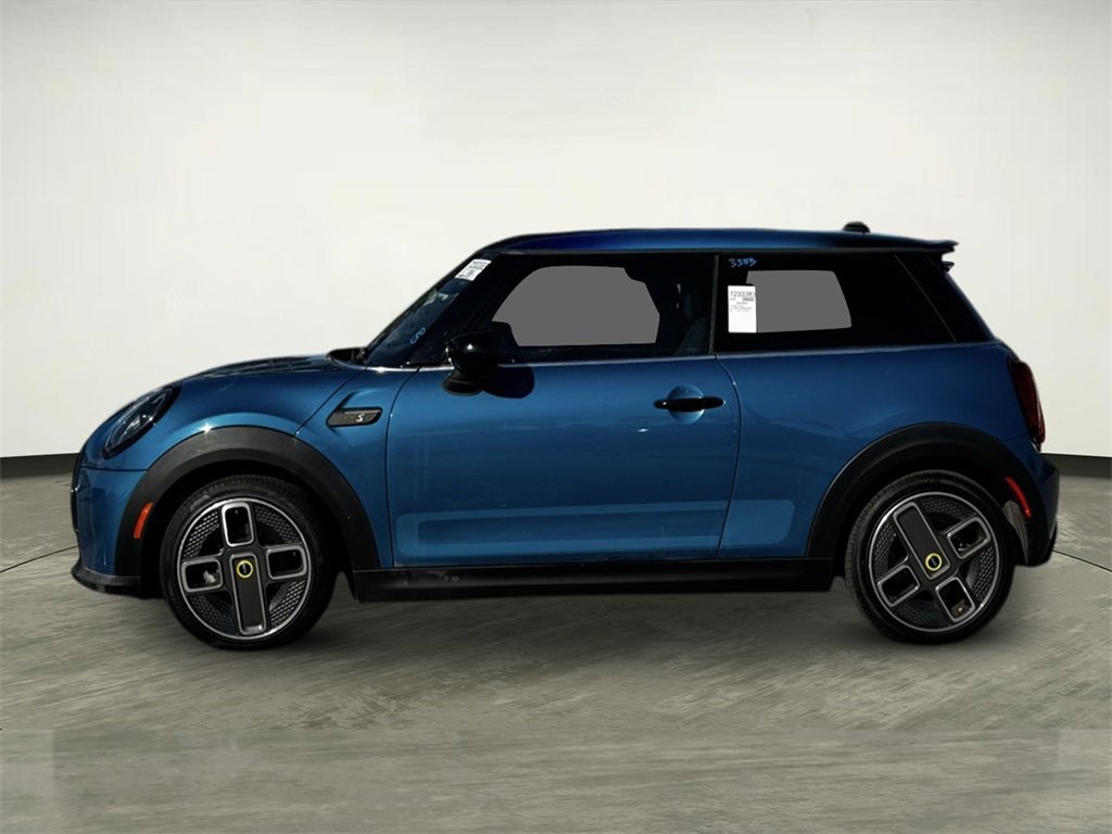 Used 2022 MINI Cooper SE image 2