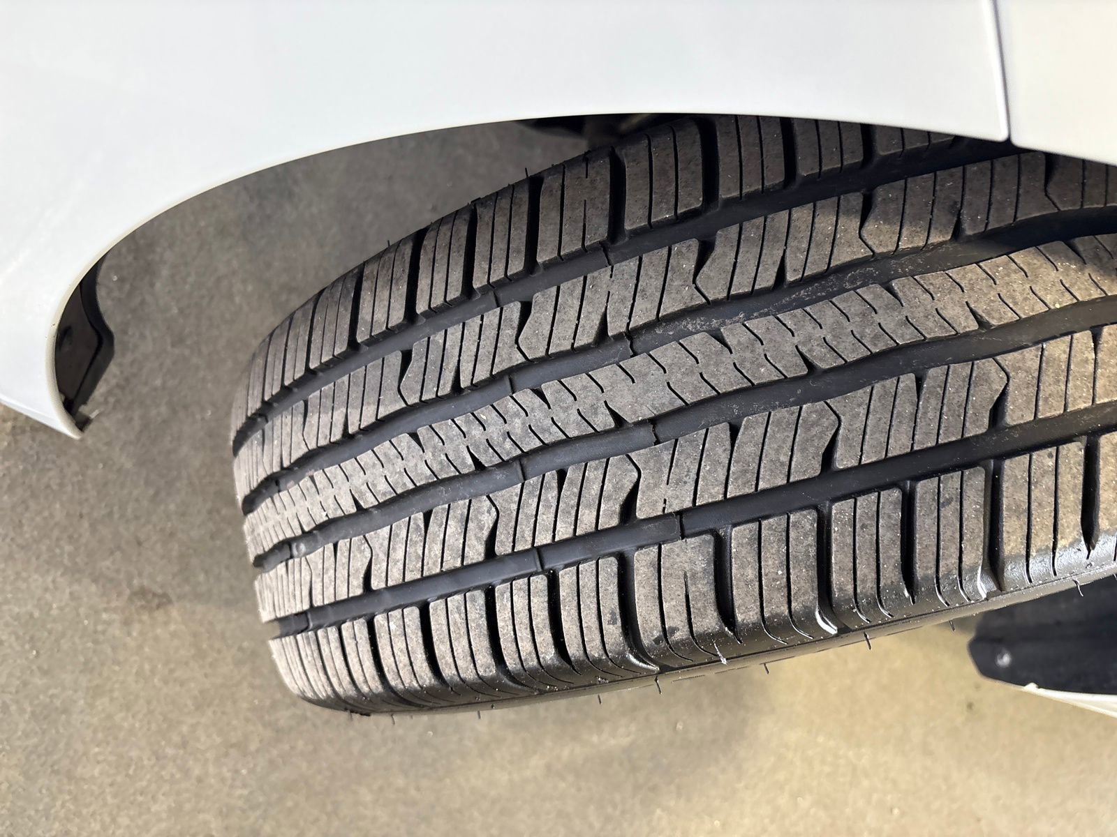 Used 2023 Volkswagen Jetta SE w/ Panoramic Sunroof Package image 28