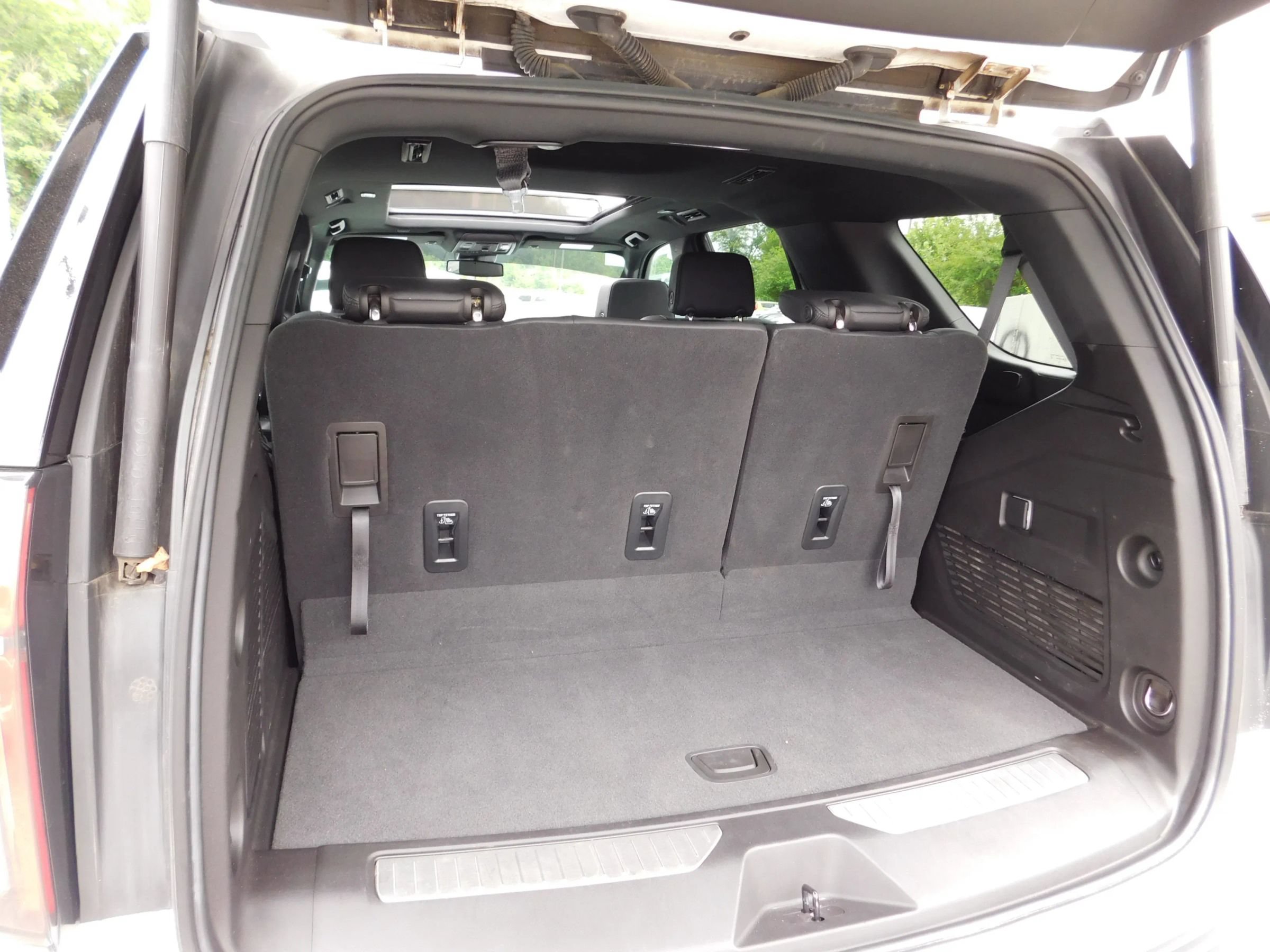 Used 2023 Chevrolet Tahoe Z71 AWD/4WD image 7