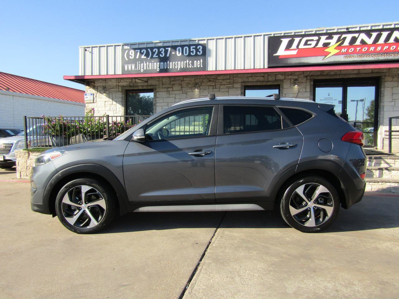Used 2017 Hyundai Tucson Sport AWD/4WD image 2