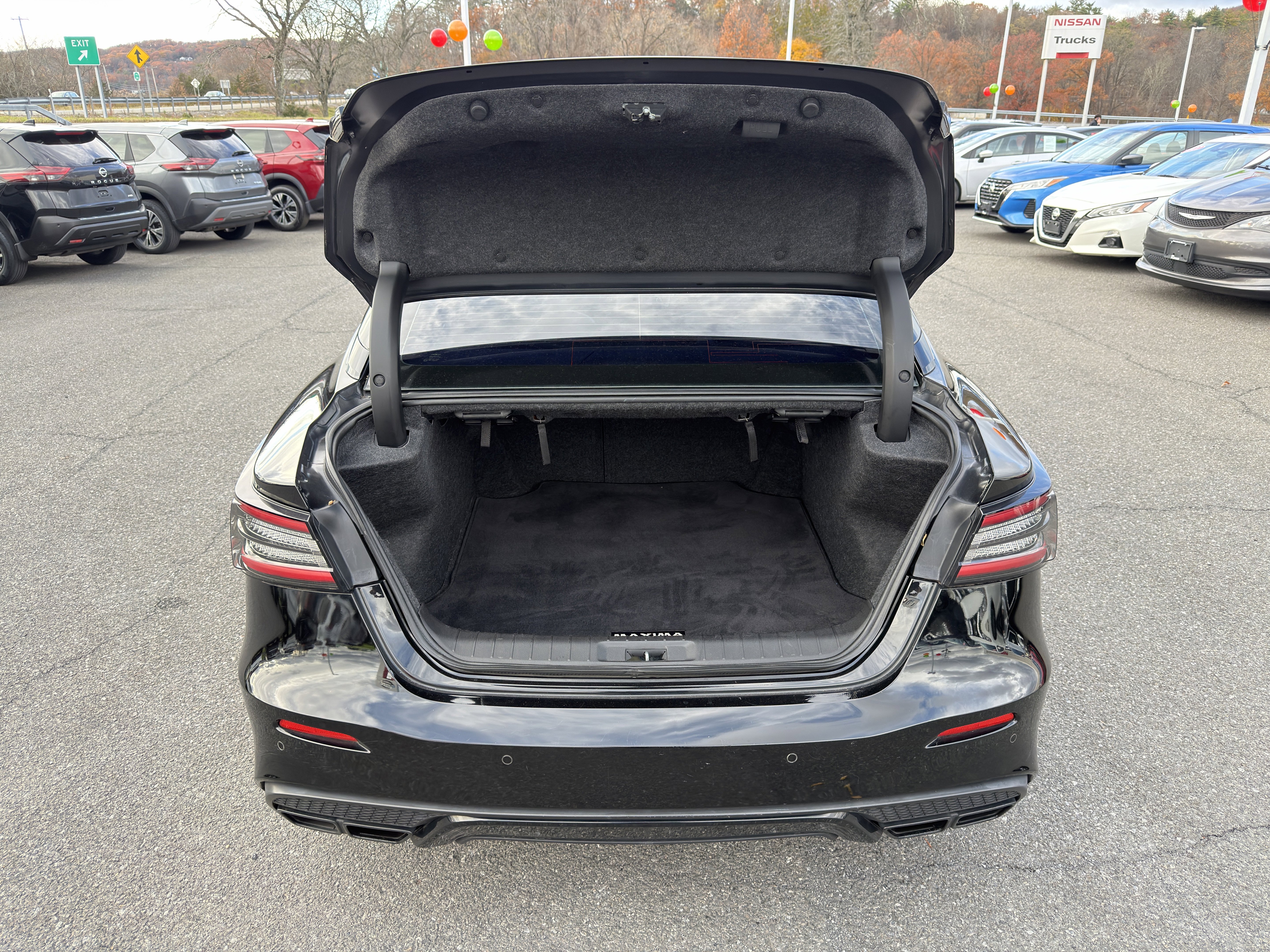 Used 2019 Nissan Maxima SR w/ Premium Package image 30