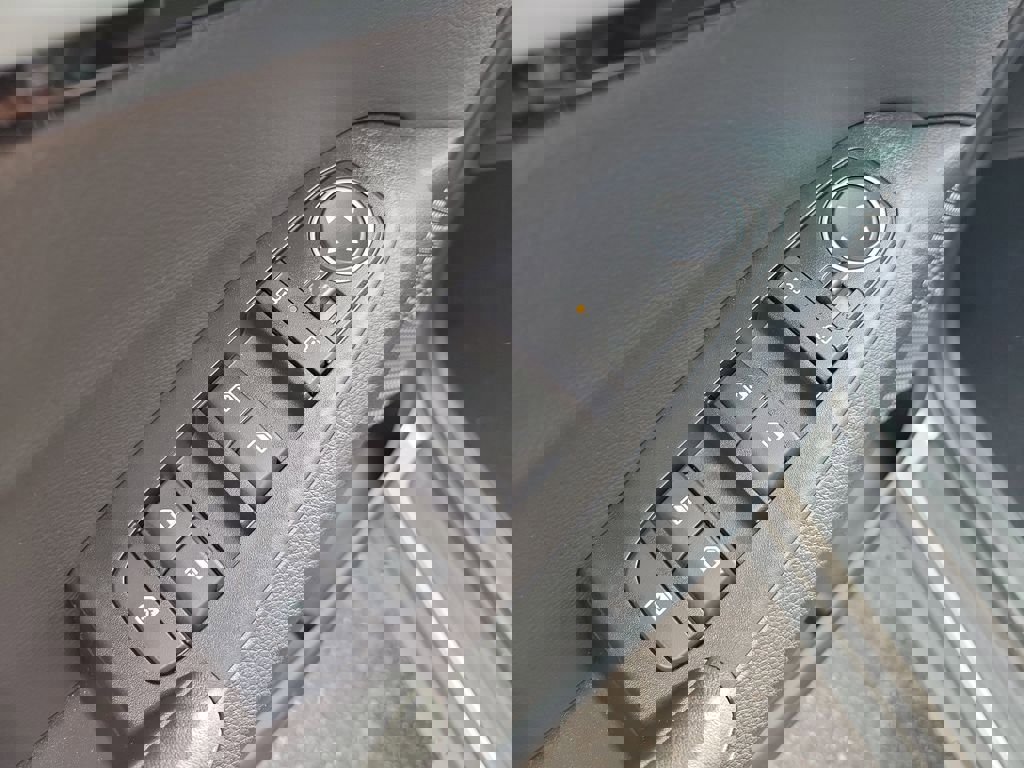 New 2026 Kia Seltos EX image 22