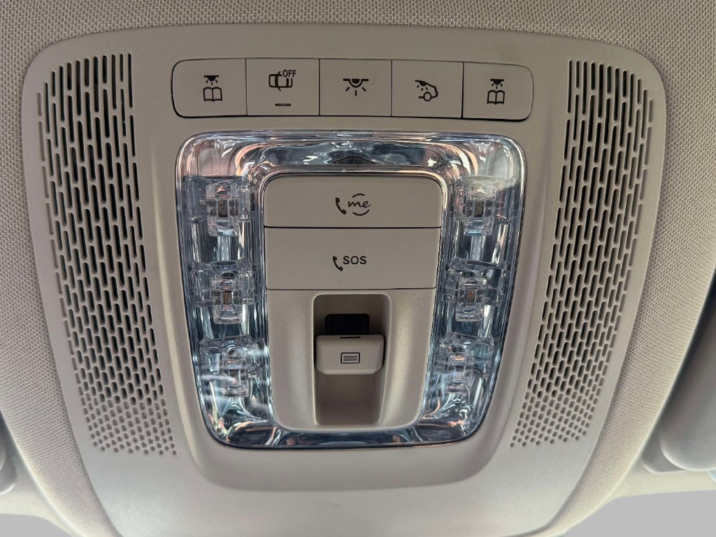 Used 2023 Mercedes-Benz GLS 580 4MATIC image 29