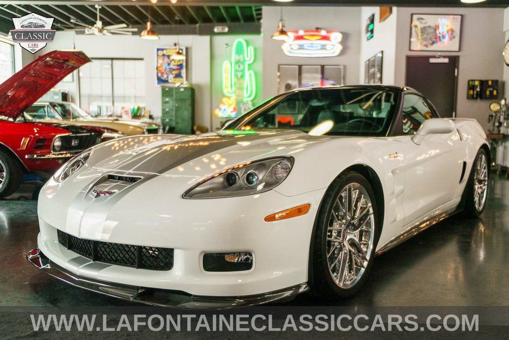 Used 2013 Chevrolet Corvette ZR1 w/ 3ZR Preferred Equipment Group RWD image 71
