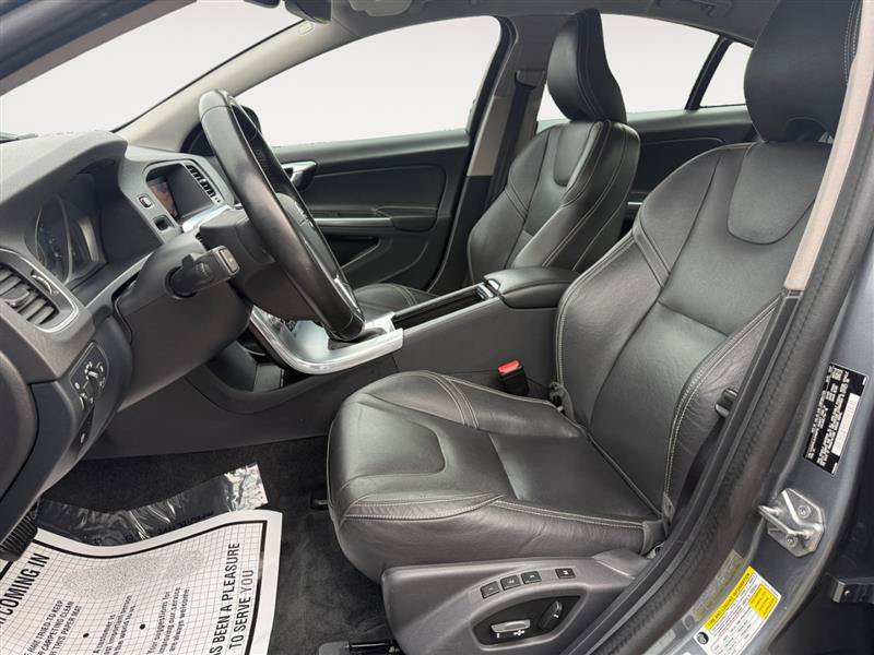 Used 2018 Volvo S60 T5 Dynamic w/ Protection Package AWD/4WD image 10