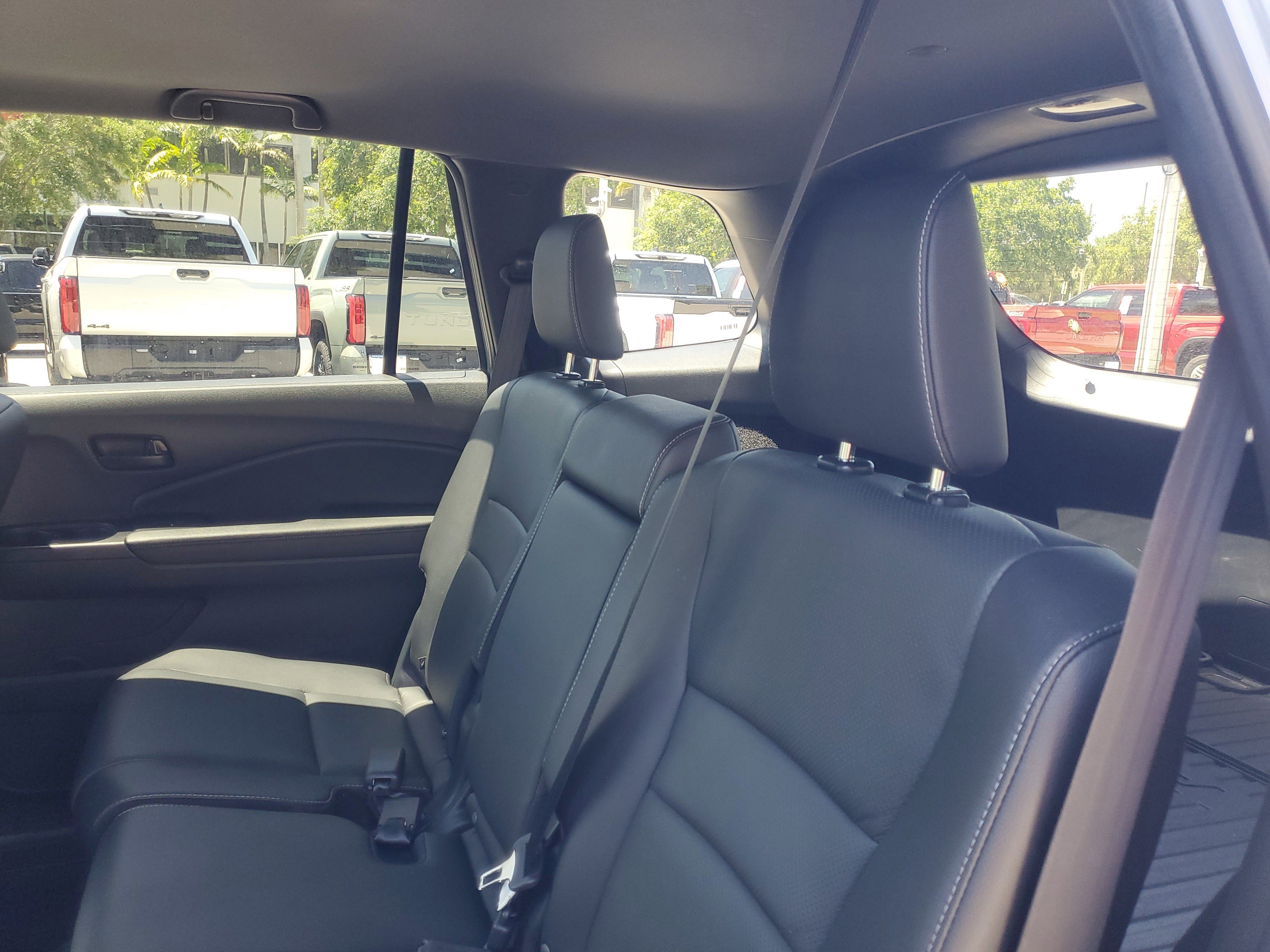 Used 2022 Honda Passport EX-L image 14