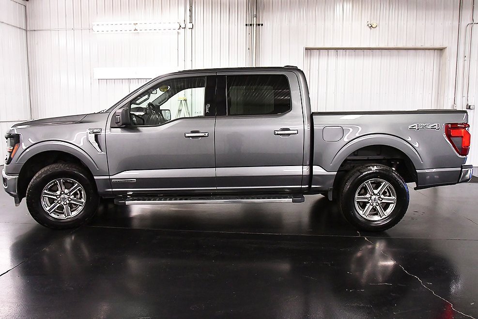 Used 2024 Ford F150 XLT w/ Mobile Office Package image 4