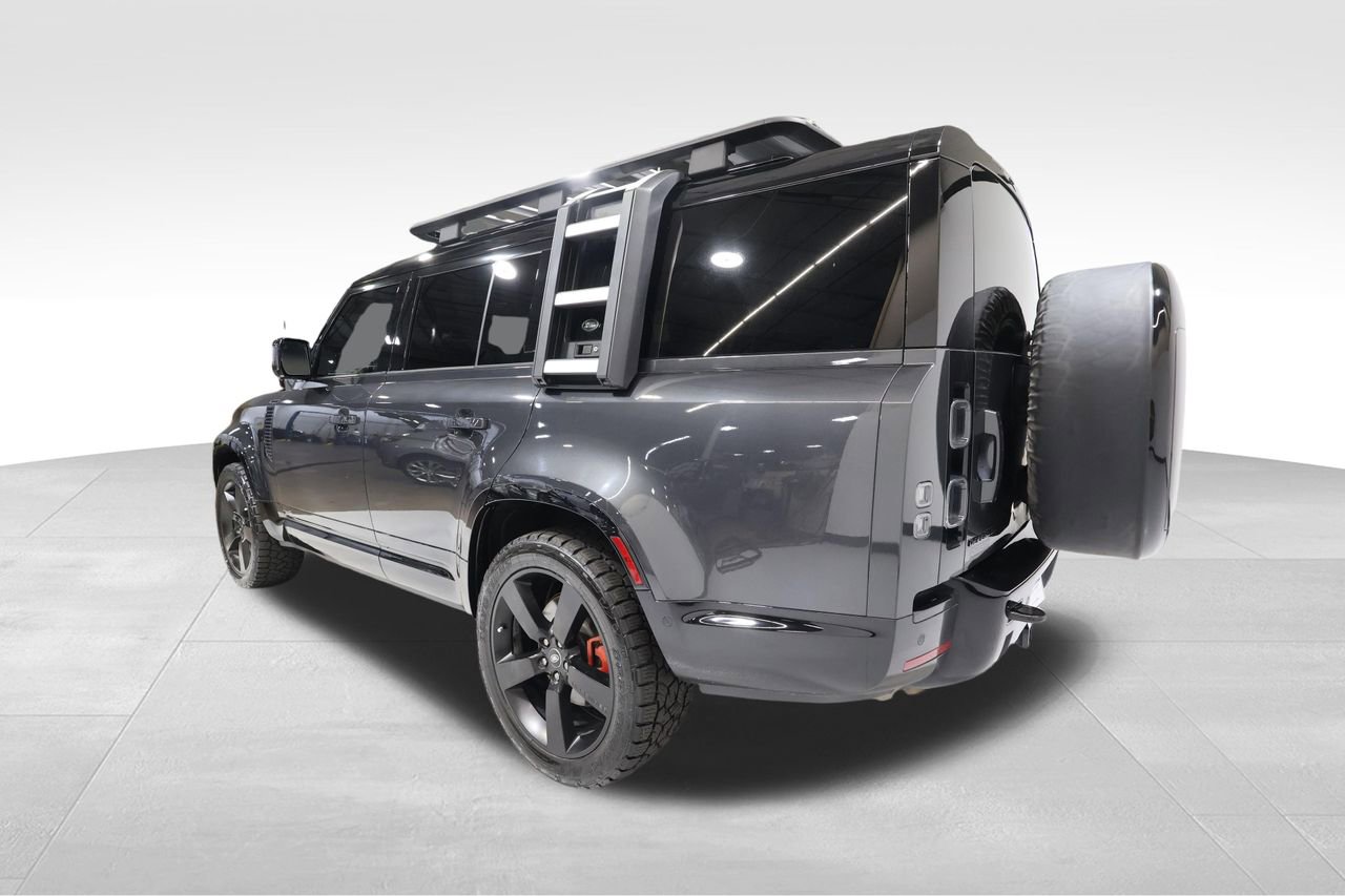 Used 2023 Land Rover Defender 130 X image 2