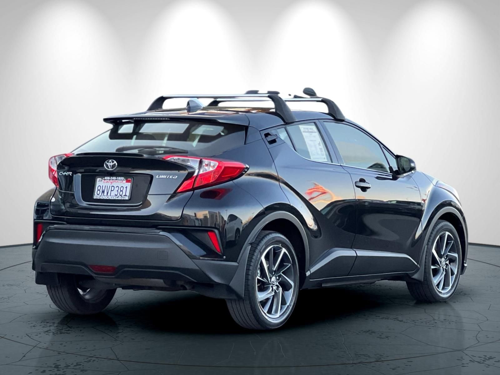 Used 2021 Toyota C-HR Limited image 4