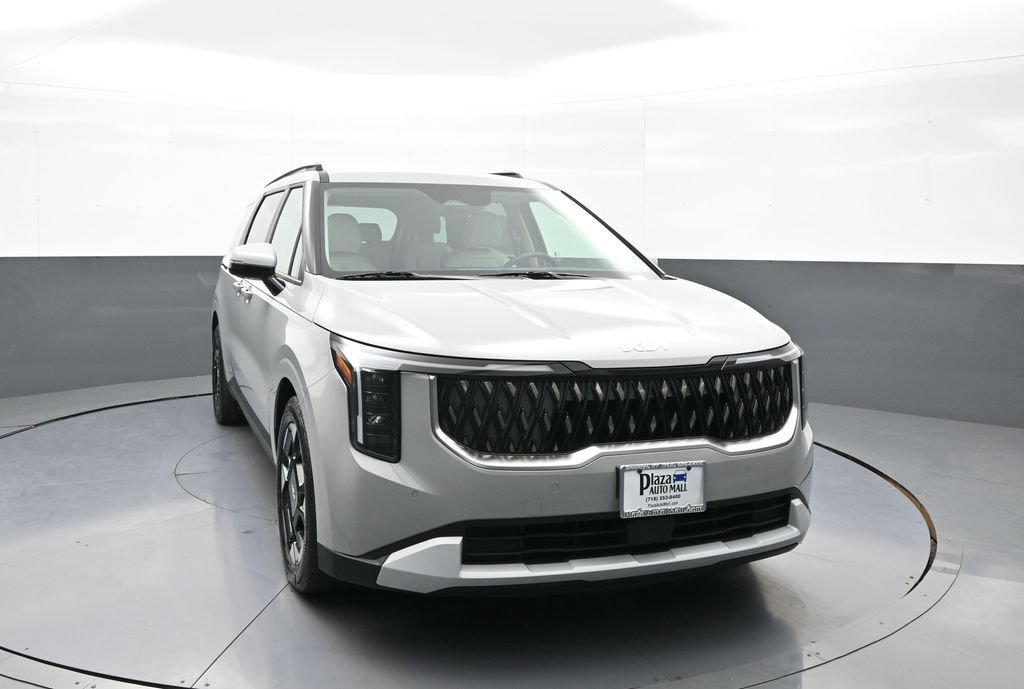 New 2026 Kia Carnival EX FWD image 3