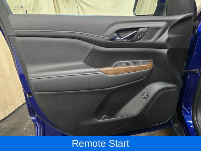 Used 2023 GMC Acadia SLE w/ Driver Convenience Package AWD/4WD image 13