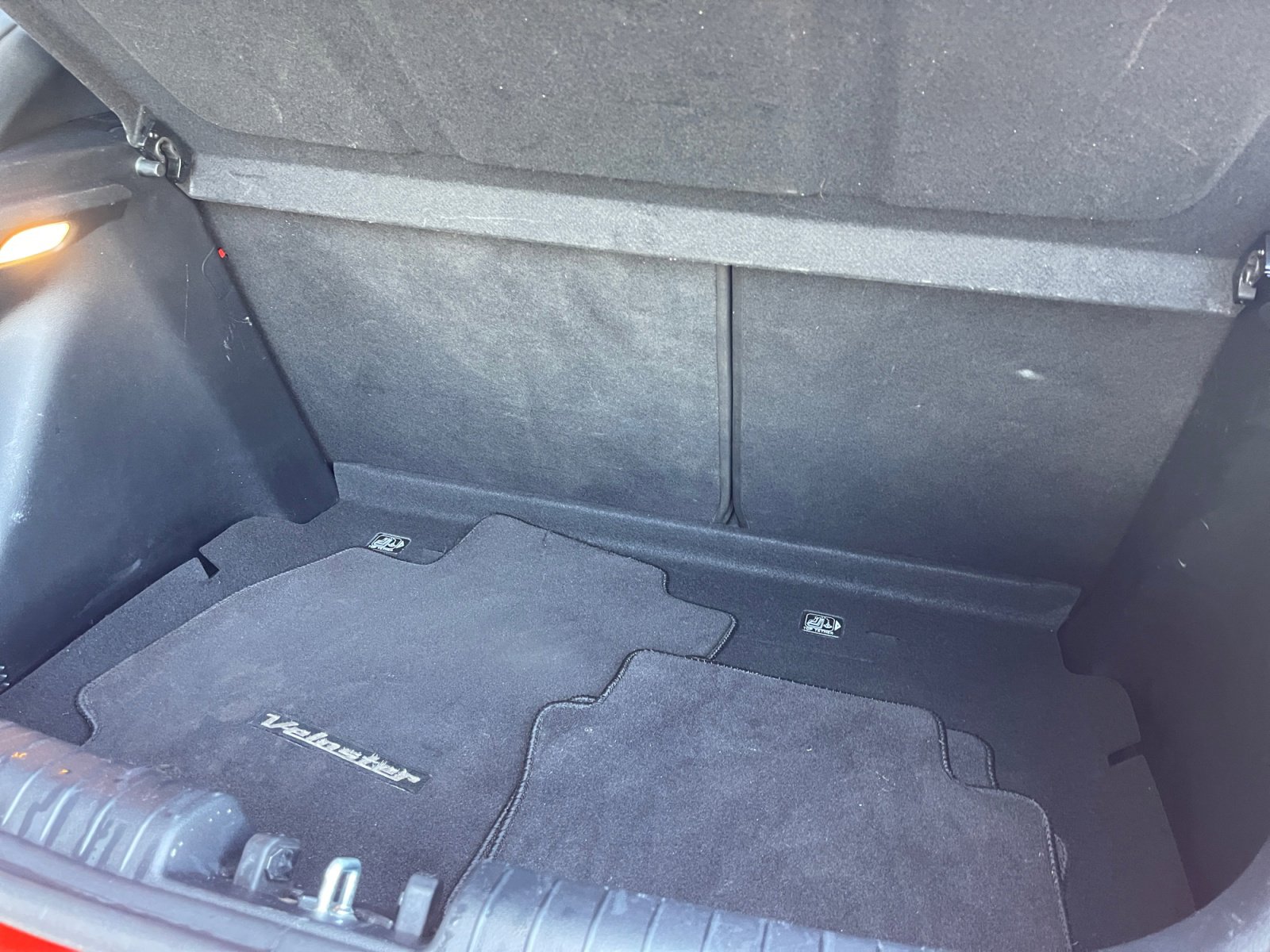 Used 2020 Hyundai Veloster 2.0 FWD image 16