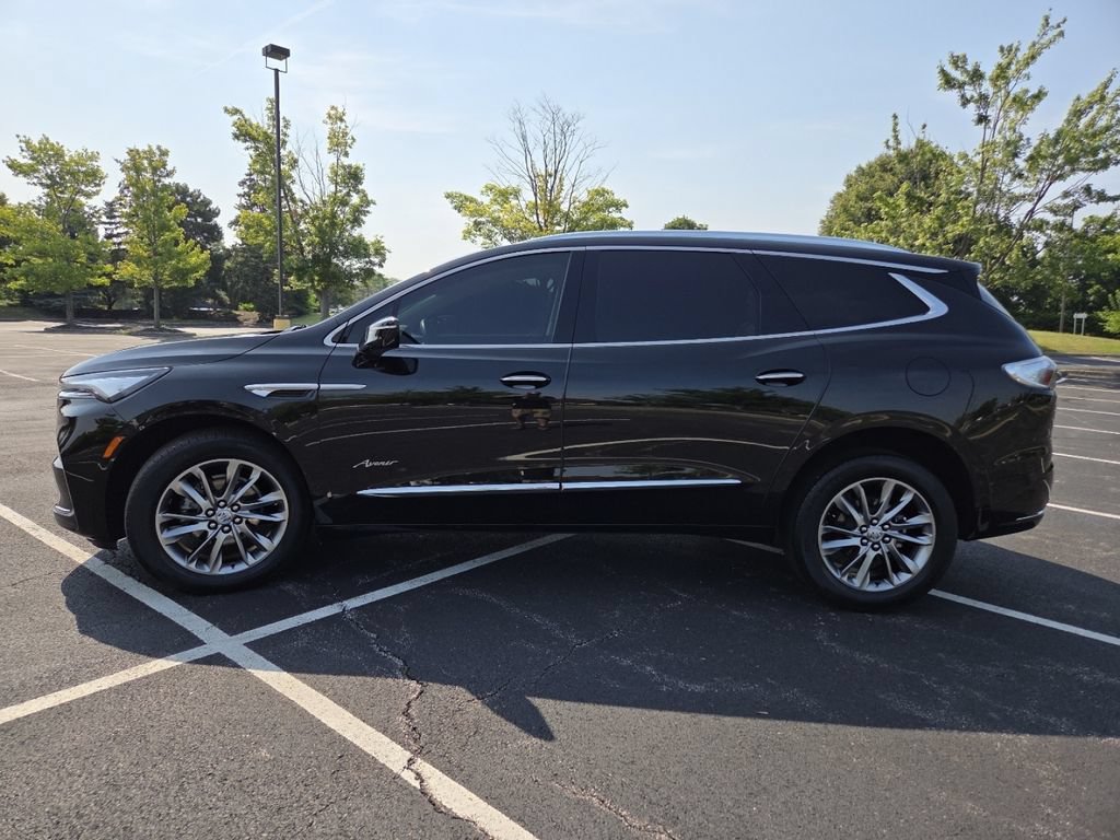 Used 2024 Buick Enclave Avenir w/ Avenir Technology Package FWD image 22