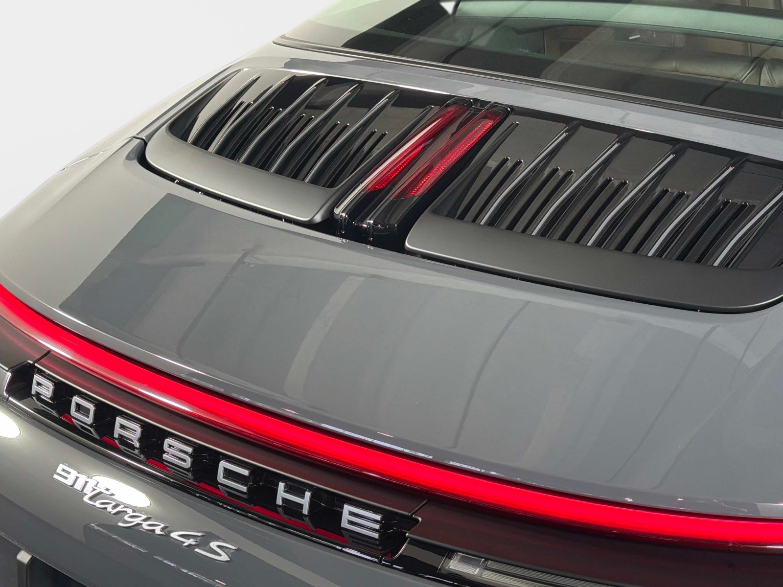 Used 2026 Porsche 911 Targa 4S AWD/4WD image 17