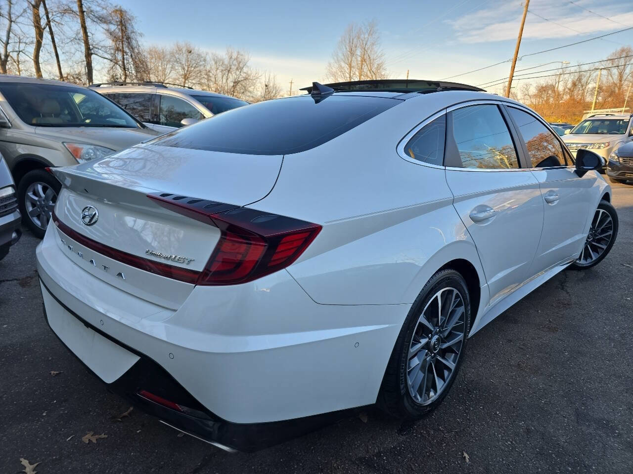 Used 2021 Hyundai Sonata Limited FWD image 15