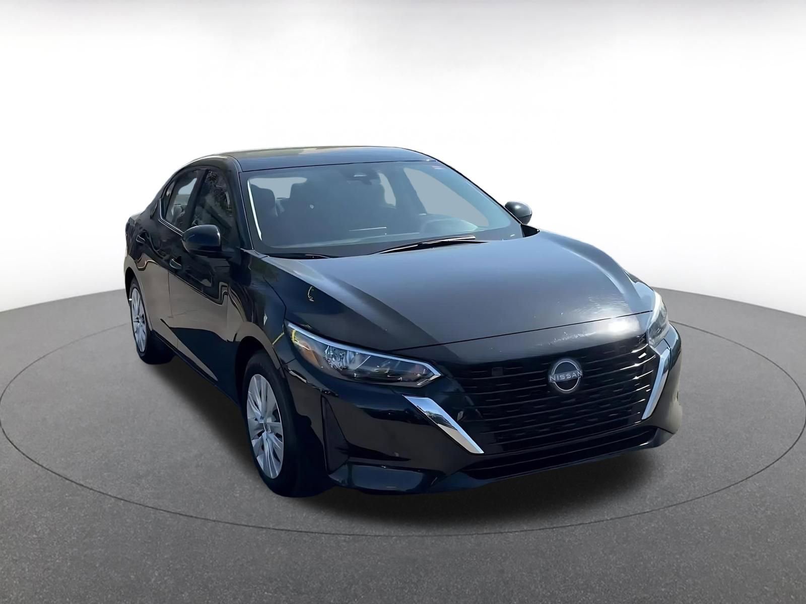 Used 2025 Nissan Sentra S image 3