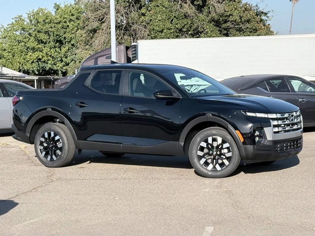 New 2026 Hyundai Santa Cruz SE FWD image 3