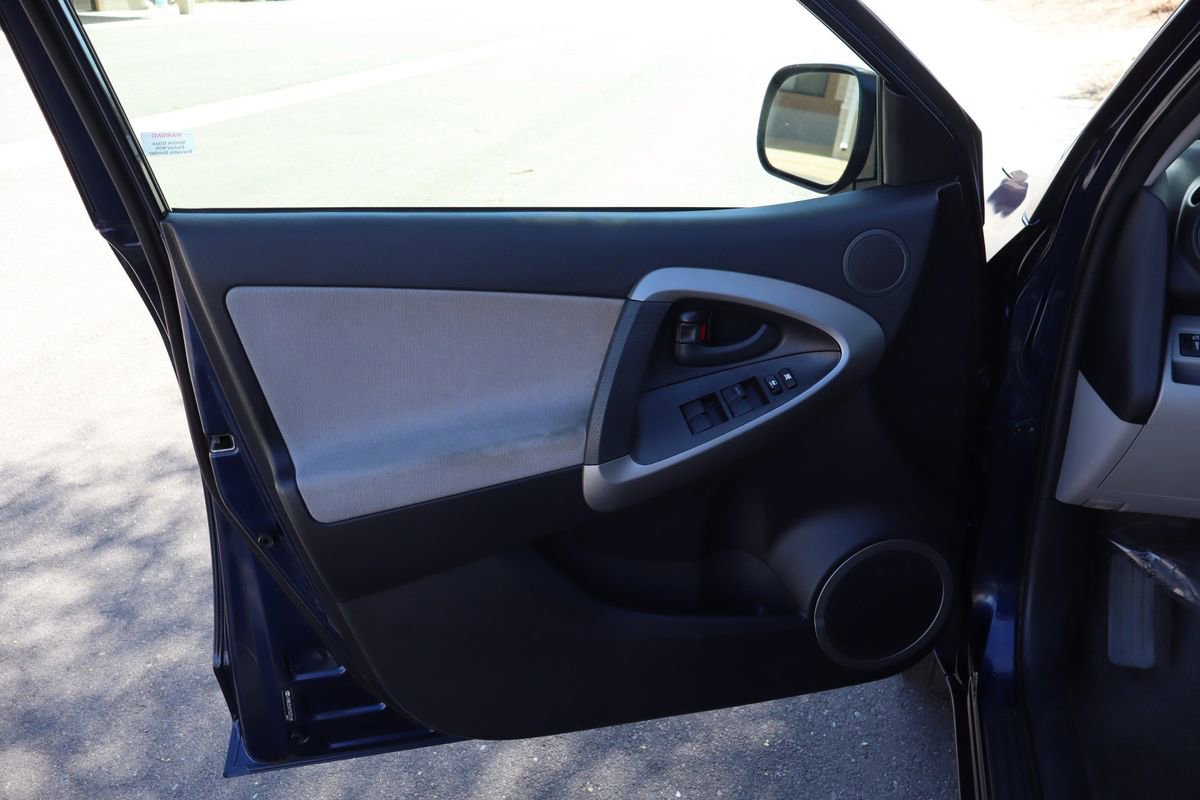 Used 2007 Toyota RAV4 Base V6 image 25