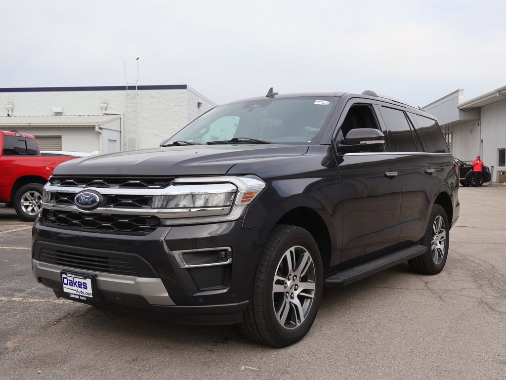 Used 2024 Ford Expedition Limited AWD/4WD image 4