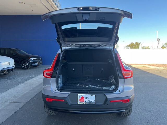New 2026 Volvo XC40 B5 Ultra w/ Climate Package AWD/4WD image 26