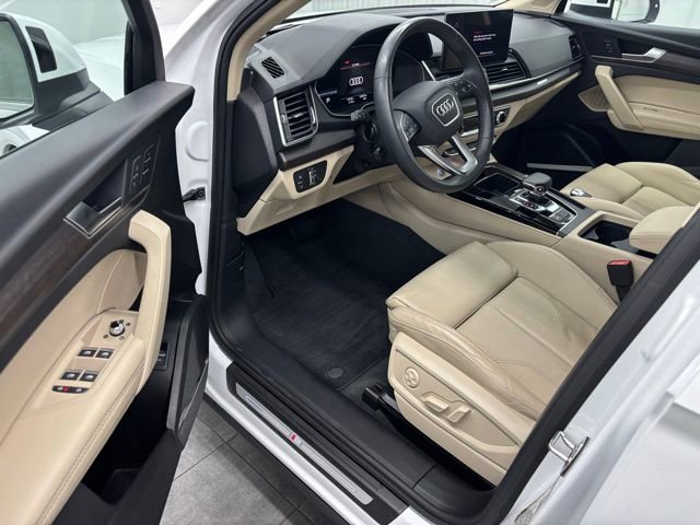 Used 2024 Audi Q5 2.0T Premium Plus AWD/4WD image 16
