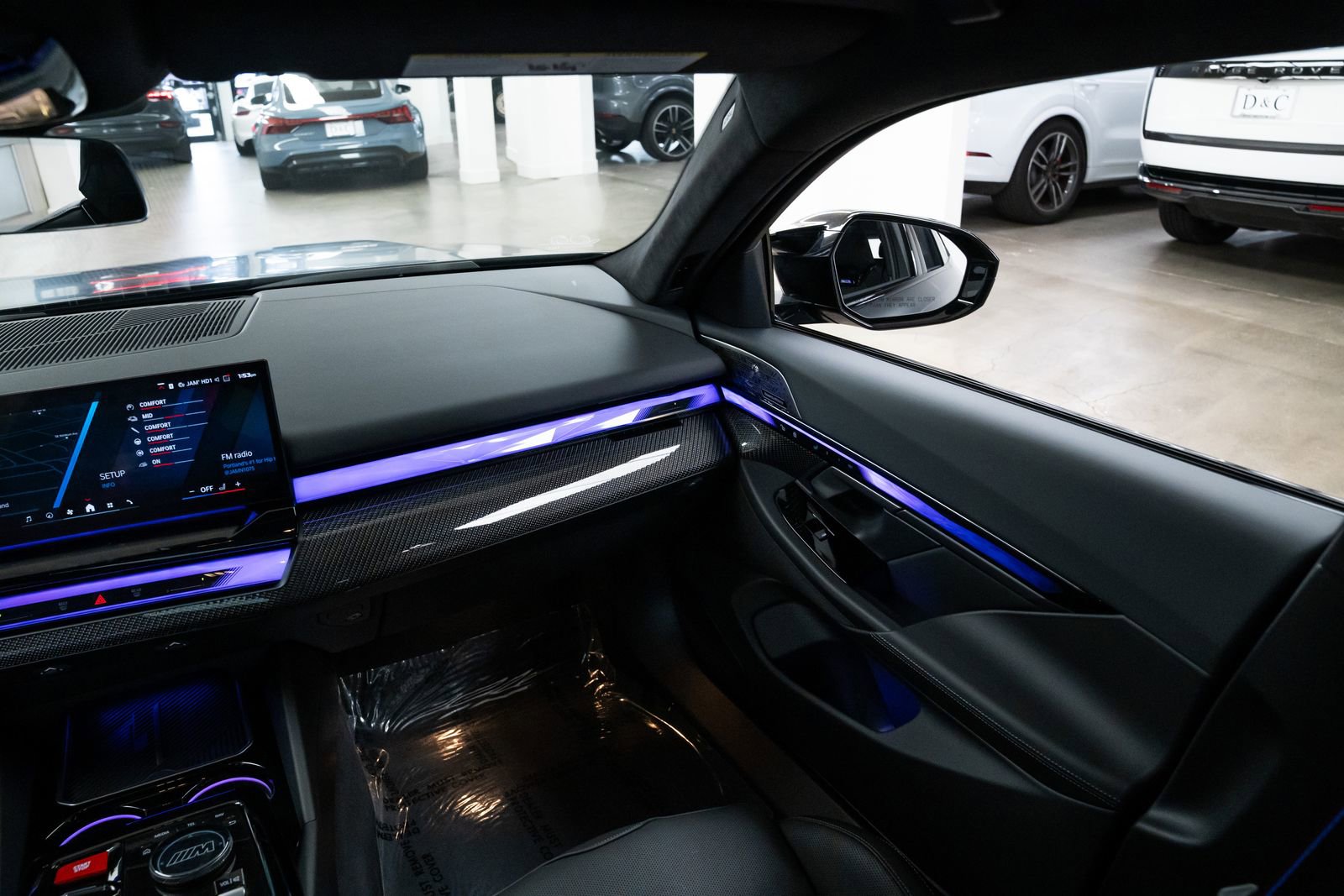 Used 2025 BMW M5 Touring image 12