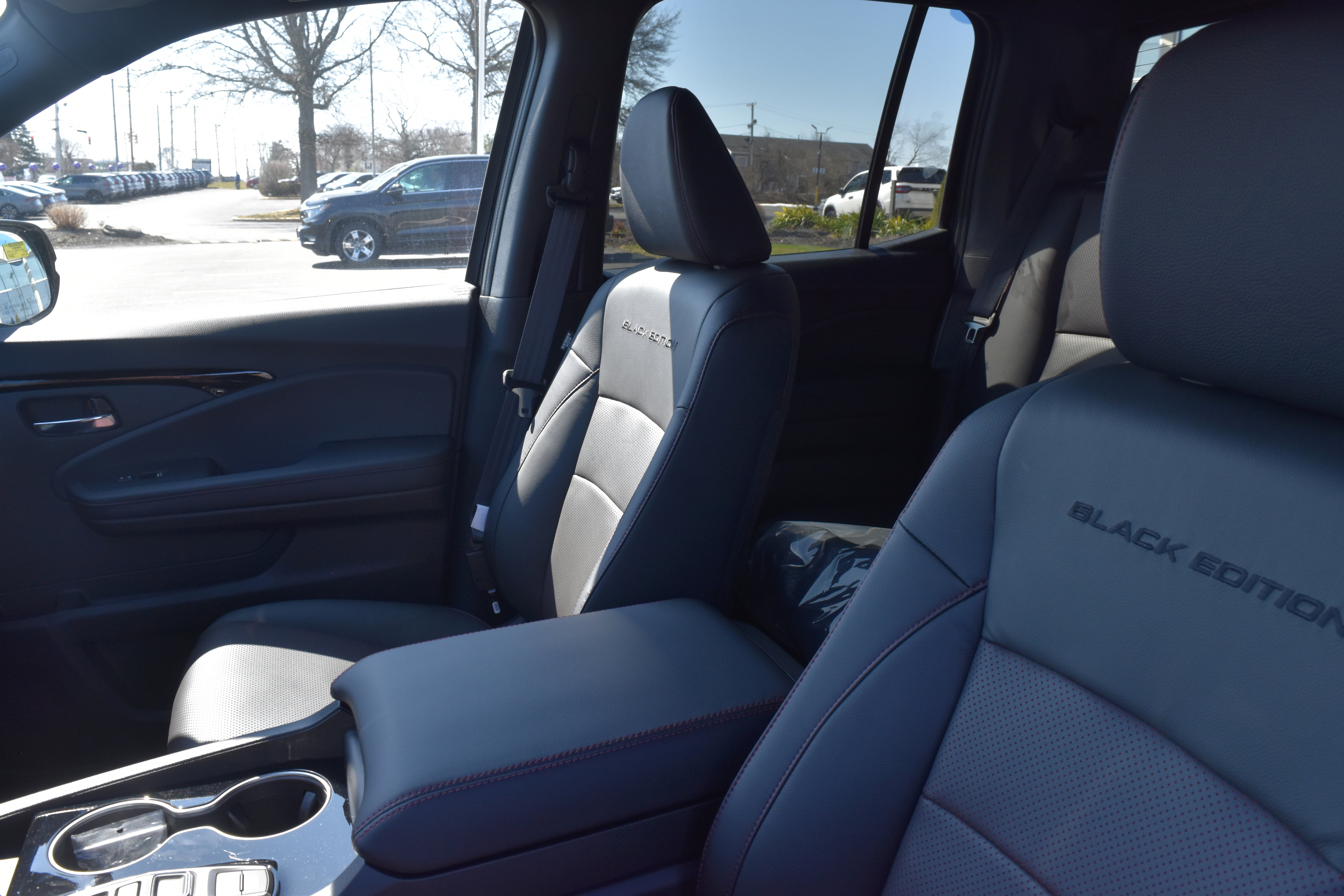 New 2026 Honda Ridgeline Black Edition image 9