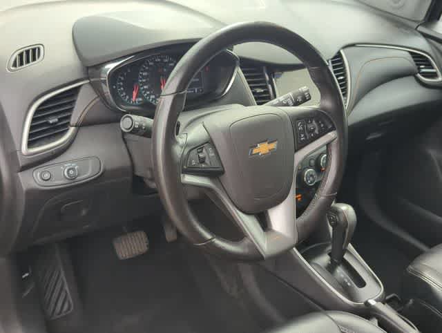 Used 2019 Chevrolet Trax LT w/ LT Convenience Package AWD/4WD image 10