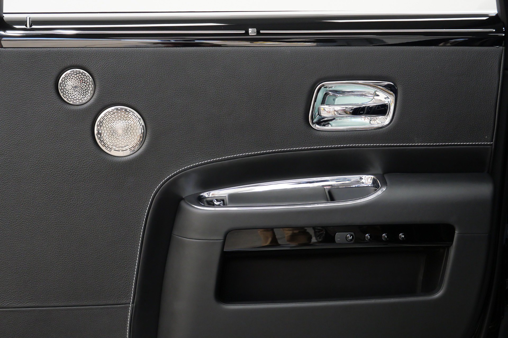 Used 2019 Rolls-Royce Ghost Extended Wheelbase RWD image 42
