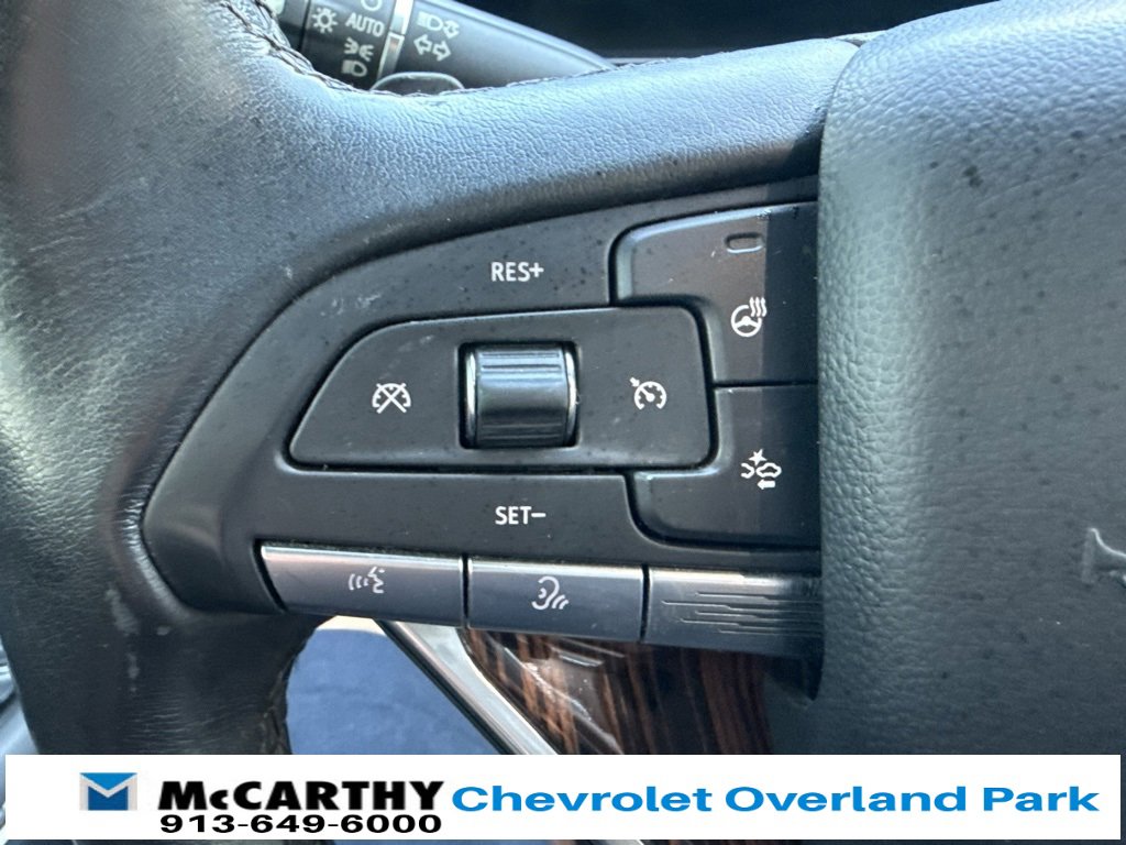 Used 2021 Cadillac Escalade ESV Premium Luxury w/ LPO, Illumination Package image 25