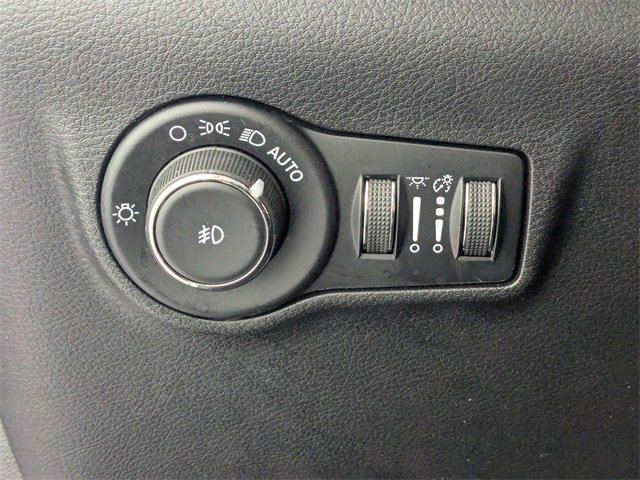 Certified 2023 Jeep Compass Altitude image 13