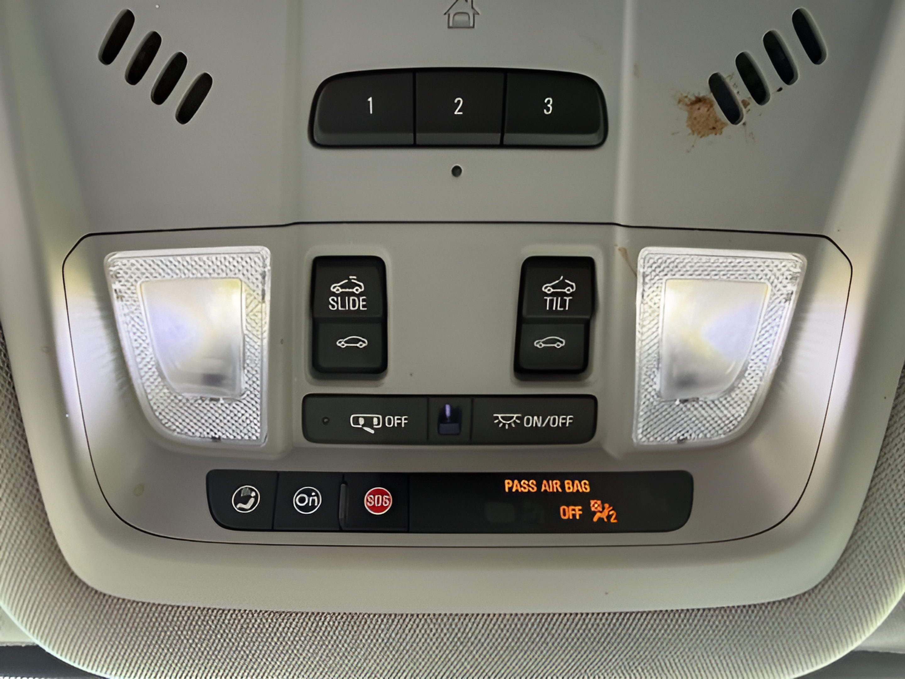 Used 2020 GMC Acadia SLT FWD image 30