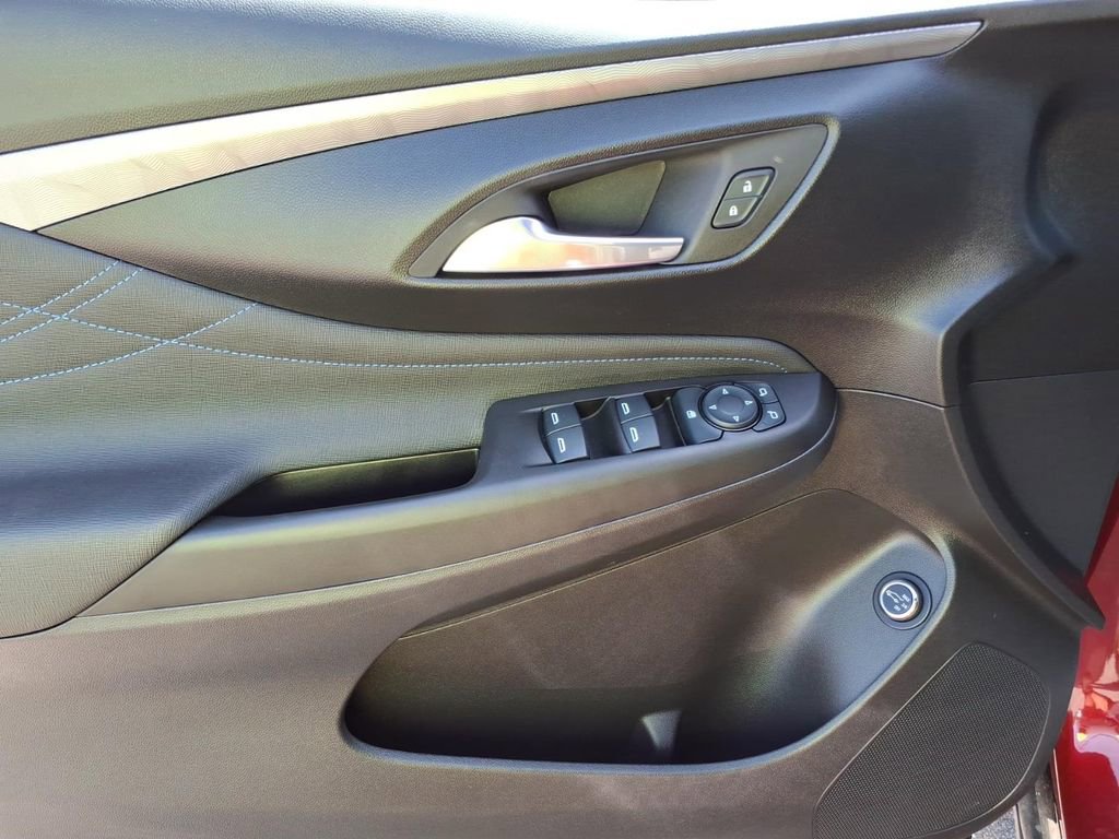 Used 2024 Buick Envista Sport Touring w/ Convenience I Package image 15