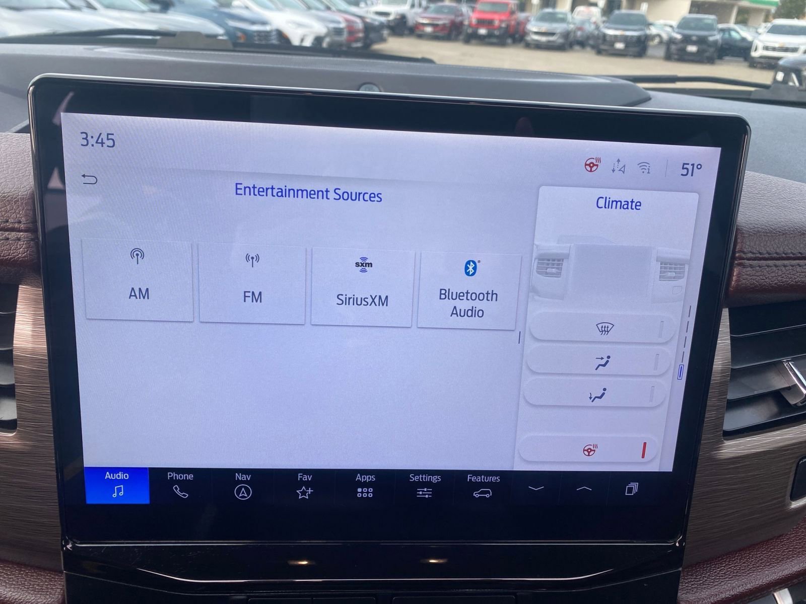 Used 2024 Ford Expedition Limited image 21