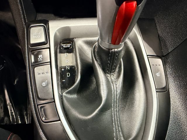 Used 2019 Hyundai Veloster 2.0 Premium FWD image 38