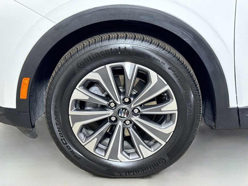 Used 2025 Buick Envision Preferred AWD/4WD image 30