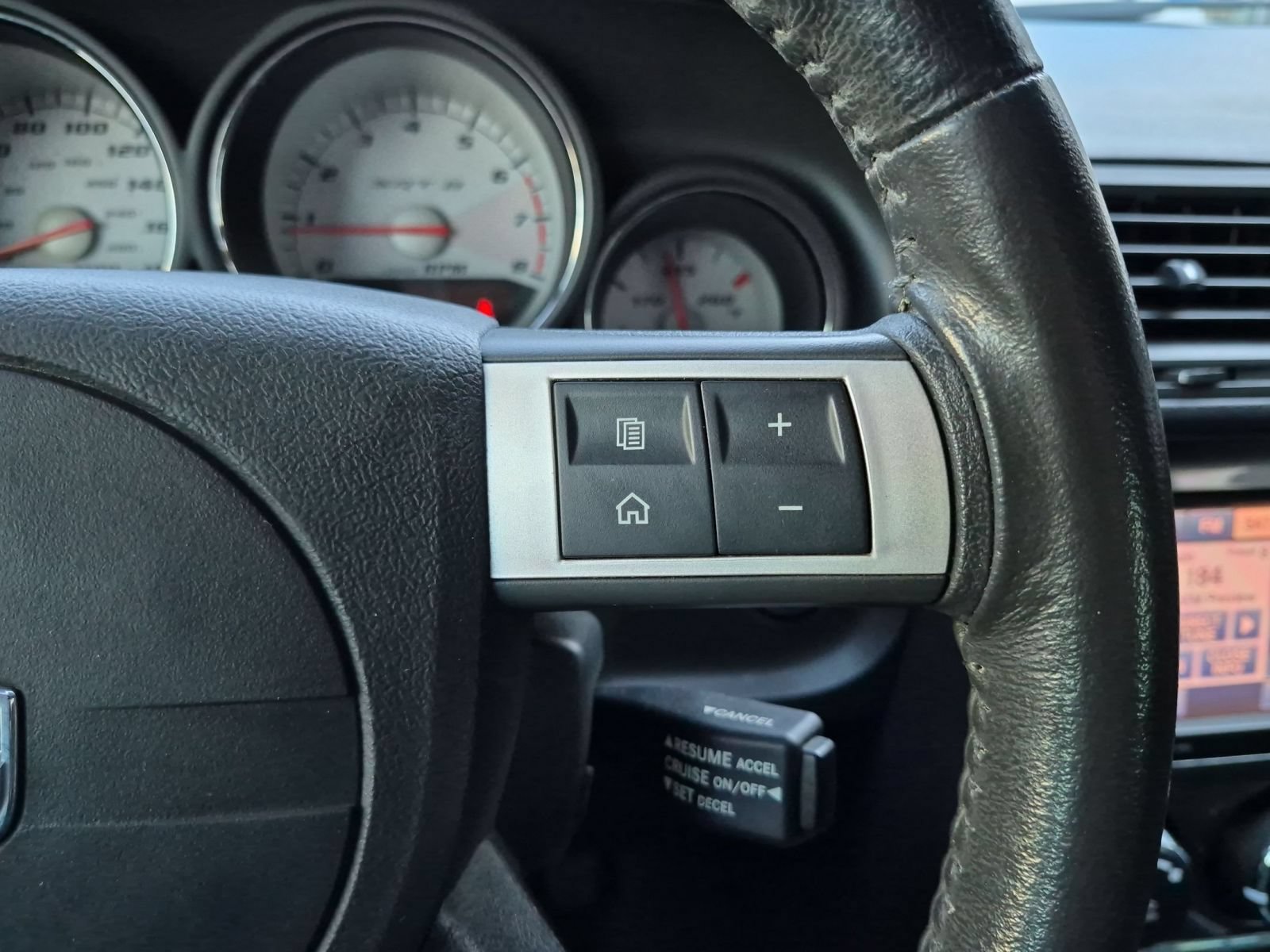 Used 2010 Dodge Challenger SRT8 w/ SRT Option Group II RWD image 14