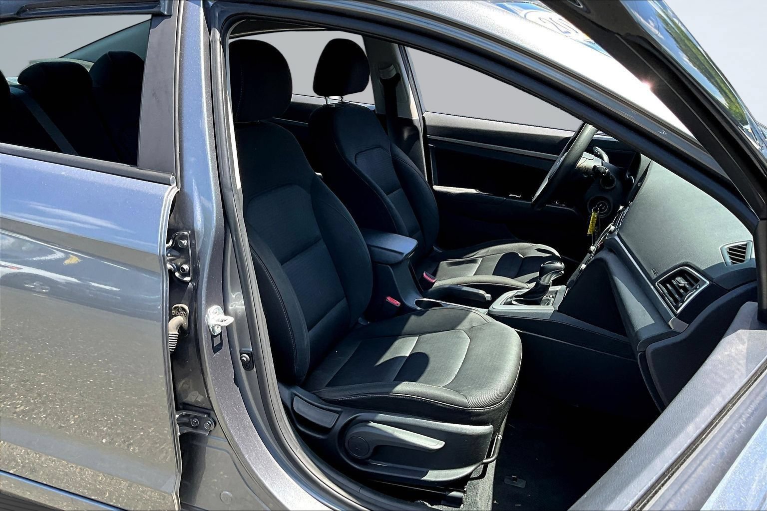 Used 2018 Hyundai Elantra SEL w/ Cargo Package FWD image 26
