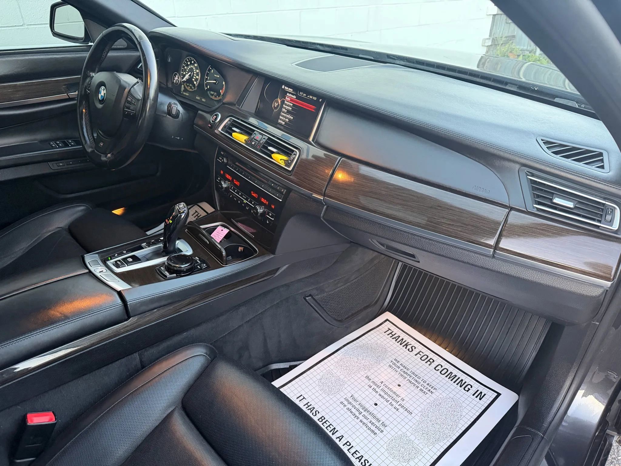 Used 2015 BMW 740Ld xDrive image 18