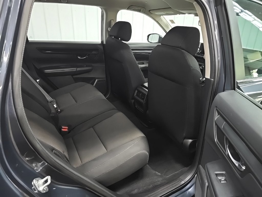 Used 2024 Honda CR-V LX image 17