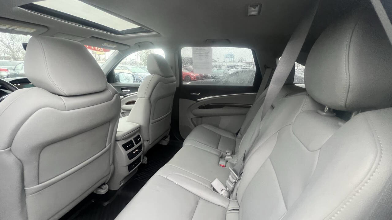 Used 2017 Acura MDX FWD image 11