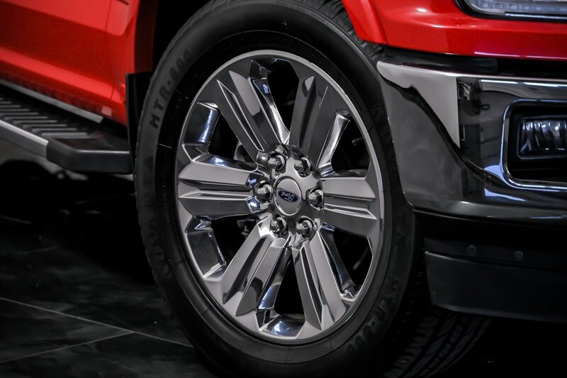 Used 2018 Ford F150 Lariat w/ Equipment Group 502A Luxury image 3