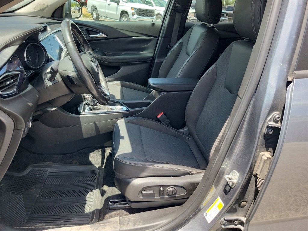 Used 2021 Buick Encore GX Preferred w/ Sport Touring Package image 13