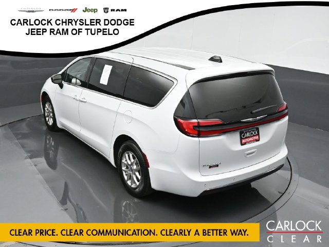 Used 2025 Chrysler Pacifica Select FWD image 53