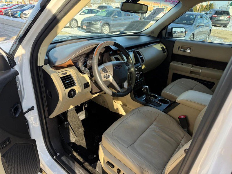 Used 2018 Ford Flex Limited w/ Equipment Group 301A image 10